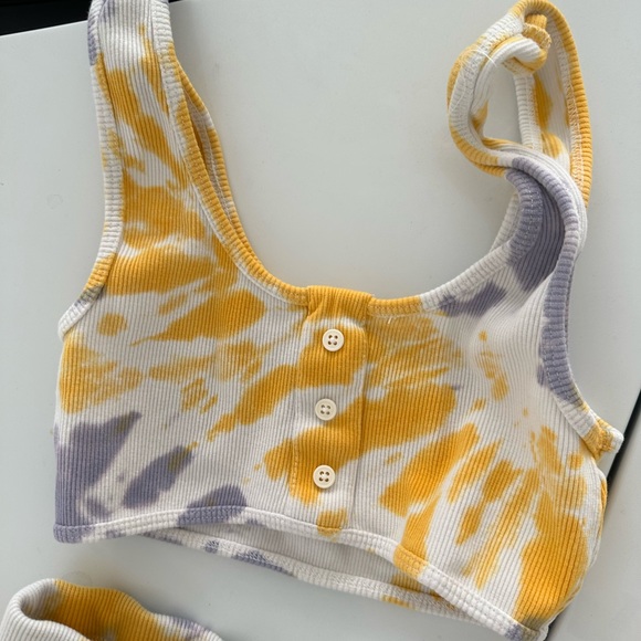 tie dye zara crop/ bra top& matching leggings- tags ripped out but fits like 0 - Picture 2 of 3